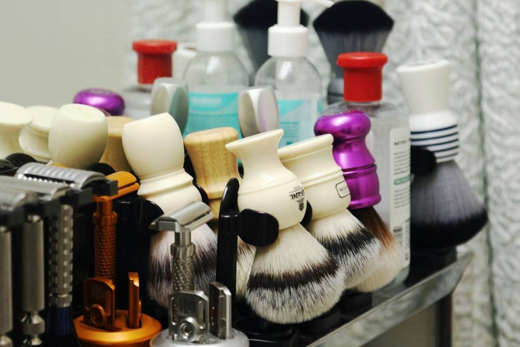 Slicker Brushes for Pets: The Grooming Tool That Separates Amateurs from Pros